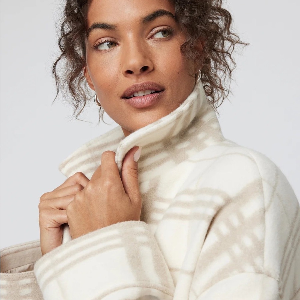 NWT Vuori Ballard Coat in Eggshell color - Picture 8 of 10